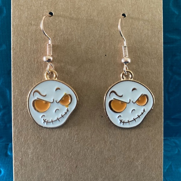 Hand Crafted Inspired Jack Skellington earrings - Picture 4 of 4
